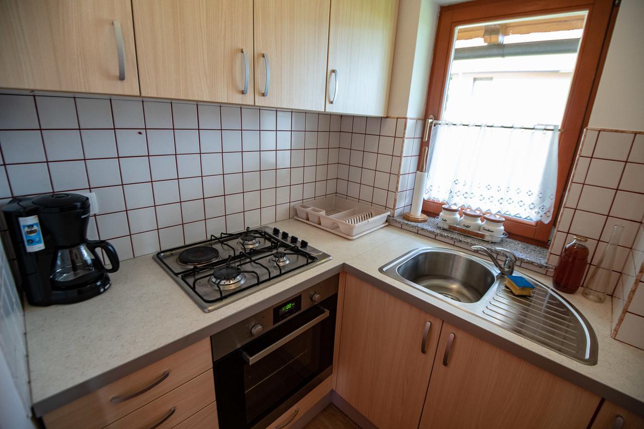 Vineyard Cottage Pod Piramido Dobrnic Buitenkant foto