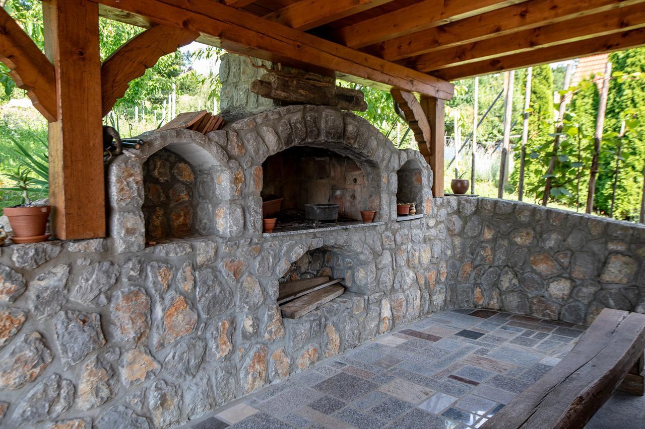 Vineyard Cottage Pod Piramido Dobrnic Buitenkant foto